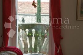 Venecijanska vila stan u srcu Pule, Pula, Appartement