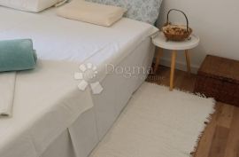 Venecijanska vila stan u srcu Pule, Pula, Appartement