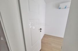 NOVOGRADNJA sa pogledom na more Centar Splita!, Split, Apartamento