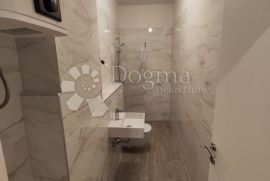 TROGIR-PENTHOUSE S ČAROBNIM POGLEDOM S47, Trogir, Appartamento