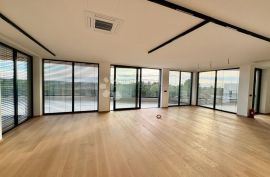 LUKSUZNI PENTHOUSE s panoramskim pogledom, Poreč, Wohnung