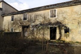 Kuća s imanjem u Lindaru, Pazin - Okolica, Kuća