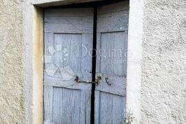 Kuća s imanjem u Lindaru, Pazin - Okolica, Kuća