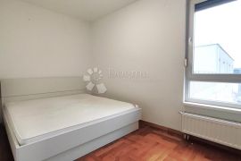 PRODAJA STANA, 6-SOBNI+PARKING+SPREMIŠTE, 132.5 m2, ODRA, Zagreb, Appartment