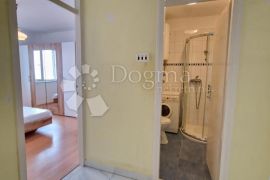 Top apartman 100 m od plaže !!, Senj, Apartamento