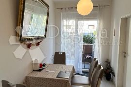 Novogradnja u Prizemlju, Pula, Appartment