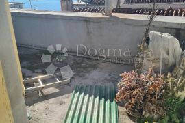 ŠIBENIK CENTAR  dvoetažni stan sa pogledom na more, Šibenik, Flat