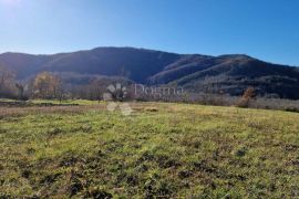 SOVIŠĆINA, građevinsko zemljište sa  prekrasnim  pogledom, Buzet, Terra