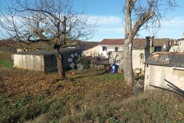 Veliko imanje sa pogledom na more na izvrsnoj lokaciji, Bale, Maison