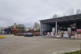 PRODAJA INDUSTRIJSKOG KOMPLEKSA SA ZEMLJIŠTEM - IDEALNO ZA POSLOVNE PODUHVATE, Križ, Propiedad comercial