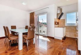 Luxury apartman sa dvije spavaće sobe, Rab, Διαμέρισμα