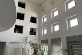 Prodaja Avangardnog stana, Maksimir, 126,87 m², 2.kat, Zagreb, Apartamento