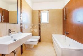 Predivan apartman u prizemlju sa pogledom na more, Rab, Διαμέρισμα