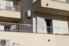 PRILIKA- Dvosoban stan s velikom terasom, Makarska, Apartamento