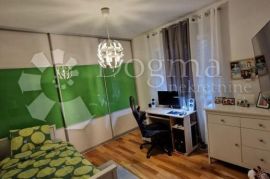 LUKSUZNI 4S STAN U SAMOBORU!, Samobor, Apartamento