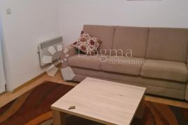 SRIMA, VODICE prekrasna apartmanska kuća, Vodice, Haus