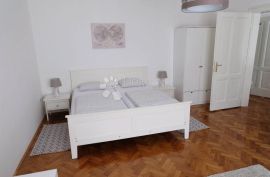 APARTMANI KOJI ODUZIMAJU DAH! CENTAR ZAGREBA!, Zagreb, Flat