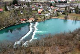 Potpuna osama, prilazni put, blizu Mrežnice, Generalski Stol, Γη