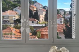 ŠIBENIK CENTAR, kuća sa pogledom na more, Šibenik, Kuća