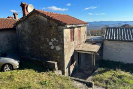 STARINA ZA RENOVACIJU, Matulji, Maison