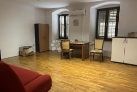 Stan centar 44m2, Rijeka, Appartamento