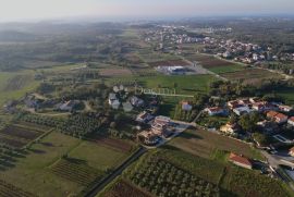 MODERNA VILLA S BAZENOM, 4 km OD MORA, Poreč, Famiglia