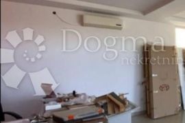 VODICE, atraktivan poslovni prostor na izvrsnoj lokaciji, Vodice, Gewerbeimmobilie