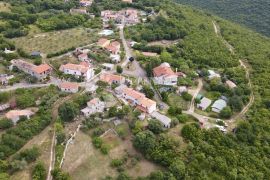 SPUŠTENA CIJENA!!! KUĆA SA ŠTERNOM NA KRAJU SELA, OTVORENI POGLED!!!, Labin, Casa