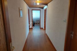 Marinići,etaža kuće 163 m2, Viškovo, Flat