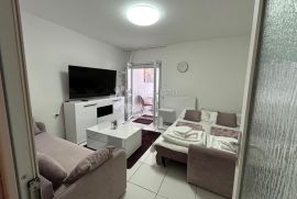 Apartmančić na rijetkoj lokaciji, Crikvenica, Apartamento