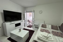 Apartmančić na rijetkoj lokaciji, Crikvenica, Apartamento