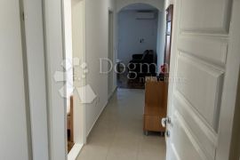 OTOK KRK - MALINSKA - DVOSOBAN APARTMAN S POGLEDOM NA MORE, Malinska-Dubašnica, Flat