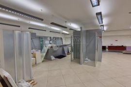 Poslovni prostor sa više ureda na odličnoj lokaciji!, Pula, Commercial property