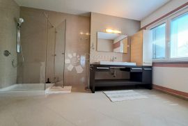 Impresivan penthouse s pogledom na more, Pješćana uvala, Medulin, Wohnung