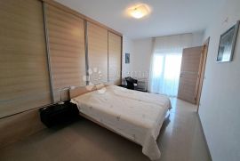 Impresivan penthouse s pogledom na more, Pješćana uvala, Medulin, Wohnung