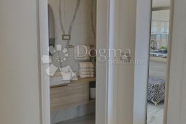 PRILIKA samo u Dogmi!!! Apartman koji ostavlja bez daha, Crikvenica, Wohnung