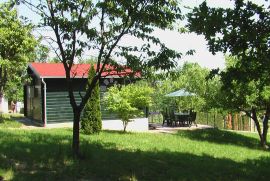 Romantične kućice u Majkovcu, Sveti Ivan Zelina, House