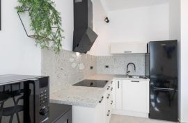 POREČ, OKOLICA- Novogradnja sa 2 spavaće sobe i pogledom, Poreč, Apartamento