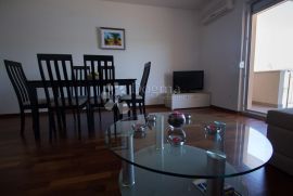 TOP APARTMAN POGLED NA MORE ČIOVO PRODAJA, Okrug, Stan