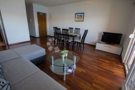 TOP APARTMAN POGLED NA MORE ČIOVO PRODAJA, Okrug, Kвартира