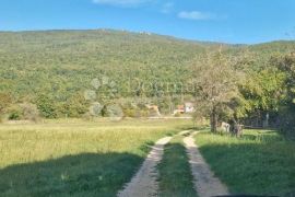 SINAC GRAĐEVINSKO ZEMLJIŠTE UZ VODENE MLINOVE I GACKU, Otočac, Land