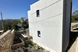 Novogradnja sa bazenom 180m2 Grižane, Vinodolska Općina, Casa