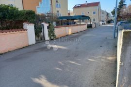 VODICE - KUĆA 800 M2 ODLIČNA PRILIKA, Vodice, Maison