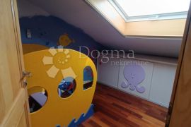 PENTHOUSE SA PANORAMSKIM POGLEDOM NA MORE, SEGET DONJI, Seget, Appartamento