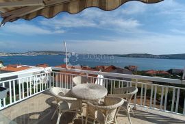 PENTHOUSE SA PANORAMSKIM POGLEDOM NA MORE, SEGET DONJI, Seget, Appartamento