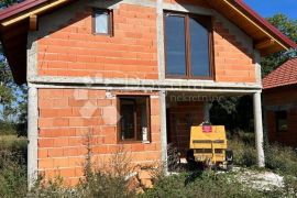 KUĆA U PRIRODI PODOŠTRA ROHBAU, Gospić - Okolica, Famiglia