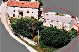 SVETVINČENAT – samostojeća kamena kuća na mirnoj lokaciji, Svetvinčenat, Haus