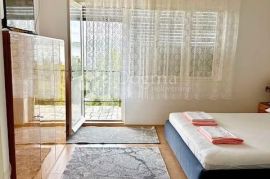 APARTMAN, 100 M DO MORA, Crikvenica, Kвартира