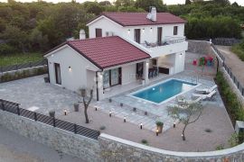 OTOK KRK MIRNA LOKACIJA - MODERNA VILLA, Krk, Дом