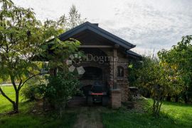 Izuzetna vila s prostranom okućnicom u vrbovečkom području, Vrbovec, Casa